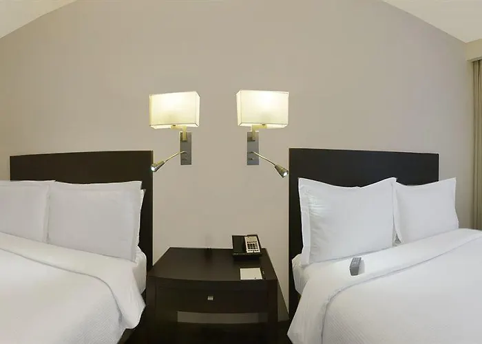 Fiesta Insurgentes Sur Hotel 4*